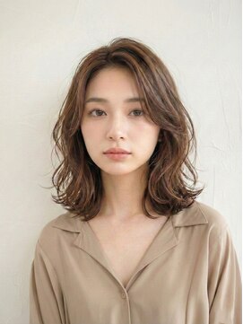 バーシャミ 博多(Baciami) ルーズウェーブセミロング