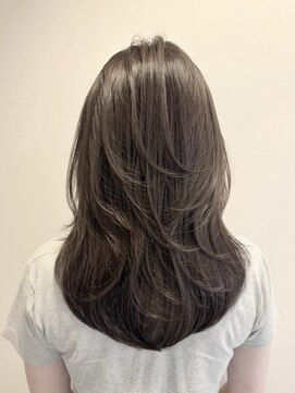 ムード(MOOD,) イメチェン/ピンクベージュ/アンブレラカラー/前髪/銀座駅