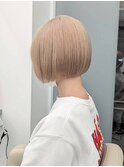 ケアブリーチ/ハイトーンホワイトベージュ/ショートボブ