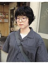 束&nbsp;やわらかく動くショートパーマ