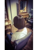 ワークス(WORKS)&nbsp;前上がりボブ
