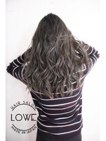 ルーヴェ(LOWE)&nbsp;【LOWE】外国人風ハイライトとグレーベージュの上品なカラー