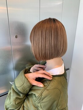 フィル 横浜(fil) ハイトーンボブヘア_ベージュアッシュグレージュ