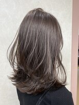 カームバイリコ 学芸大学(calm by liko)&nbsp;ふわふわレイヤー/簡単スタイリング/柔らかブラウン/外はねヘア