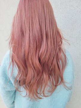 ゴットラトゥール(GOTTO LATOUR) ダブルカラーで艶髪ペールピンクのハイトーンカラー/ロングヘア