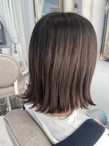 カルム(calm)&nbsp;外ハネ×切りっぱなし