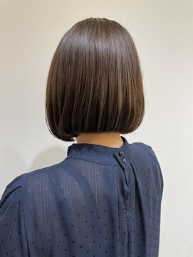 ダーラヘスト(Dalahast) ［Dalahast］大人ショートボブ