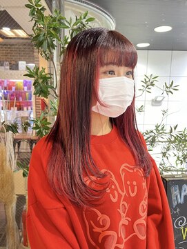ヘアーアンドメイク ビス(HAIR&MAKE bis) 顔周りレイヤー/ブリーチありレッドカラー/アンブレラカラー