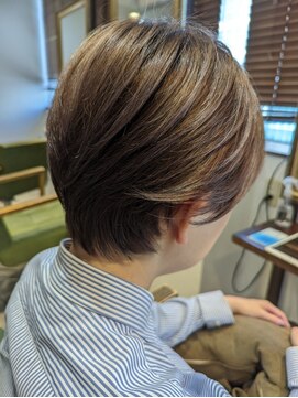 ネウィサリュー 立川(newi saLyu) ショートレイヤー/髪質改善/ハイトーンカラー/前髪パーマ/ミディ