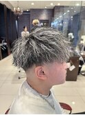 ホワイトメッシュ×ツイストパーマ