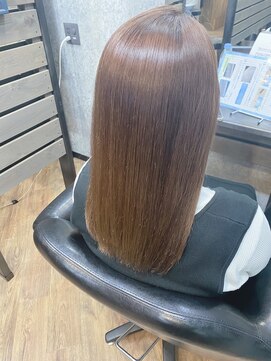 アール(R) ピンクベージュ