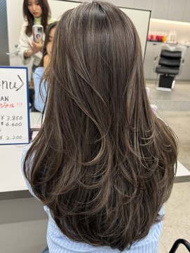 ジルブラン 錦糸町(JIL BLAN) レイヤーカット艶カラー透明感カラーナチュラルハイライト