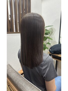 セミロングストレートヘアー【門前仲町/越中島/月島/大人女性】