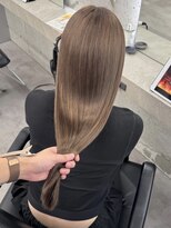 ローレン(Lolen.)&nbsp;ミルクティーブラウン　艶髪ストレート