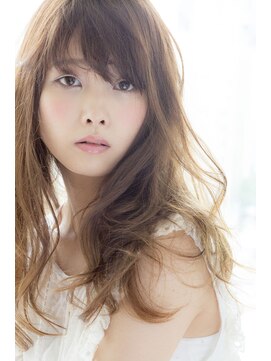 ビューティーアンドケアカロン(Beauty and Care CALON) 【銀座】ハイトーンアッシュグレーカラー