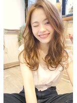 アジュール(hair&make AZURE)&nbsp;throwベージュ×ミディアムウェーブ