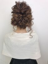 ヘアー アトリエ アンジー(Hair Atelier Angee)&nbsp;ダブルシニヨンアレンジ