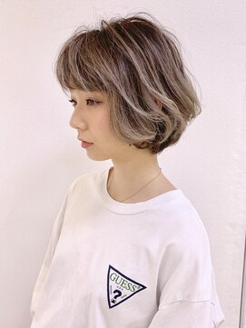 ダリー 発寒南店(Dali) ショート×バレイヤージュ 担当田中俊蔵