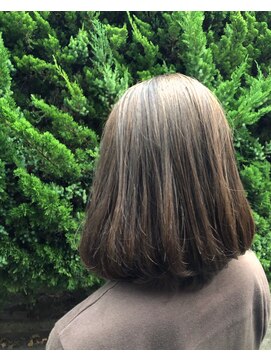 ブリッル(BRIL) ウエディンググレージュ