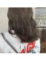 ダリー 新さっぽろ店(Dali)&nbsp;Medium × グレージュ