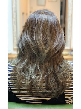 ブローチ ヘア(brooCH hair) セミロング