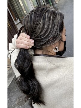 ピヨン 心斎橋(piLLon) 3Dハイライトカラー☆一束