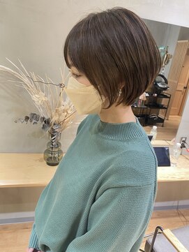 ヤエカ(yaeca) 丸みショート