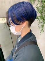 テトヘアー(teto hair) ヴェールカラー、ツートーン、ブルー、刈り上げショート