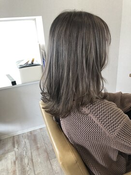 シキ(C key) ホワイトグレージュ