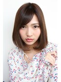 柔らかさツヤ感のボブスタイル