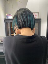 トナリ(tonari)&nbsp;丸くならないボブ×コントラストルーツカラー