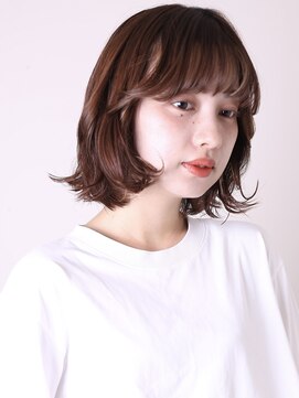 ヨファ ヘアー(YOFA hair) 大人ガーリー似合わせカットメルティカラーミディアムボブ0103