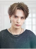 韓国ヘアニュアンスコンマバングセンターパートフェザーパーマ