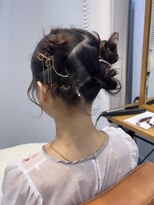 ユニ バイ マグ 長野店(Uni.by Mag)&nbsp;"ちらっと大人可愛い"インナカラー イヤリングカラー