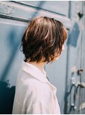 外国人風ナチュラルボブスタイル