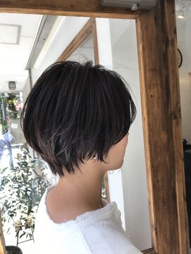 カウチ(Kauti) ショートボブスタイル