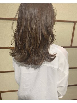 スーベニア(souvenir) カーキベージュ