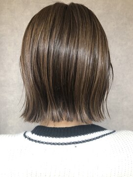 ヤード(YARD) 切りっぱなしボブ