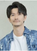 モテる前髪かきあげ黒髪でもかっこいい爽やかメンズパーマ
