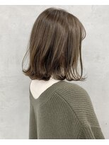 ウェイズトウキョウ 新宿店(Ways TOKYO)&nbsp;外ハネボブ　グレージュ　レイヤーカット　オリーブグレージュ