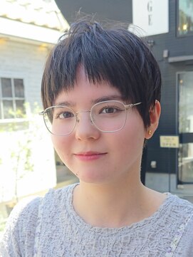 シャロン(SHARON) 【SHARON原宿】スポーツ女子必見ナチュラル可愛いオン眉ショート