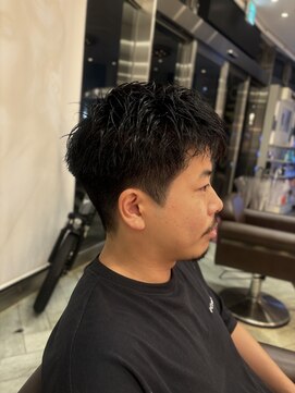 コワファースト 大分(COIFF1RST) スパイキーショート