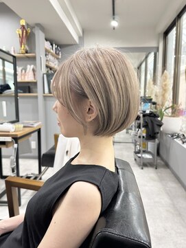フォル(fol.) ハイトーンショートボブ◎