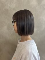 ロビンソン(Robinson)&nbsp;切りっぱなしボブ/グレージュカラー