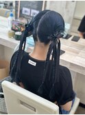 三つ編みツインテール