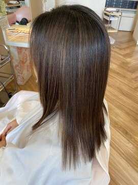 ラプトヘア リタ(Rapt. Hair Rita) 髪質改善ストレート/30代/40代/50代