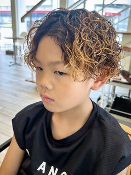 クラップス 横須賀中央店(CLAPS) 波巻きスパイラルパーマツイストスパイラルパーマセンターパート