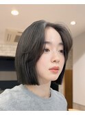 透明感グレージュ韓国ボブ