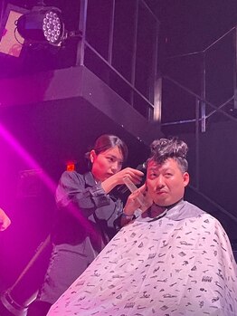 ラ メール バルビエ(LA MER BARBIER)の写真/カウンセリングからお仕上げまでの全行程を一人のスタイリストが対応◎心からくつろげるプライベート空間。