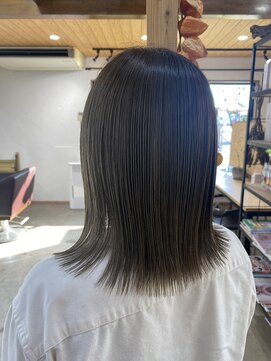 アドア ヘアーステージ マットグレージュ